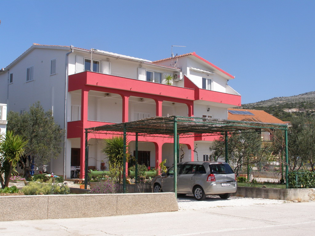 Microtours turisticka agencija Trogir